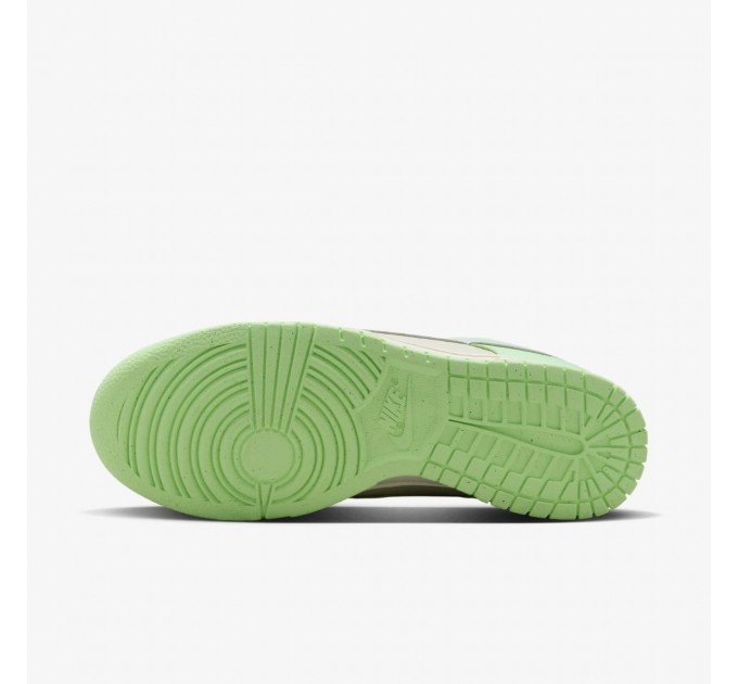 Кросівки жіночі Nike Dunk Low Nn Se (FN6344-001)