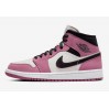 Кроссовки унисекс Nike W Retro 1 Mid (DC7267-500)