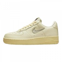 Кроссовки Nike Air Force 1 07 Lx DO9456-100