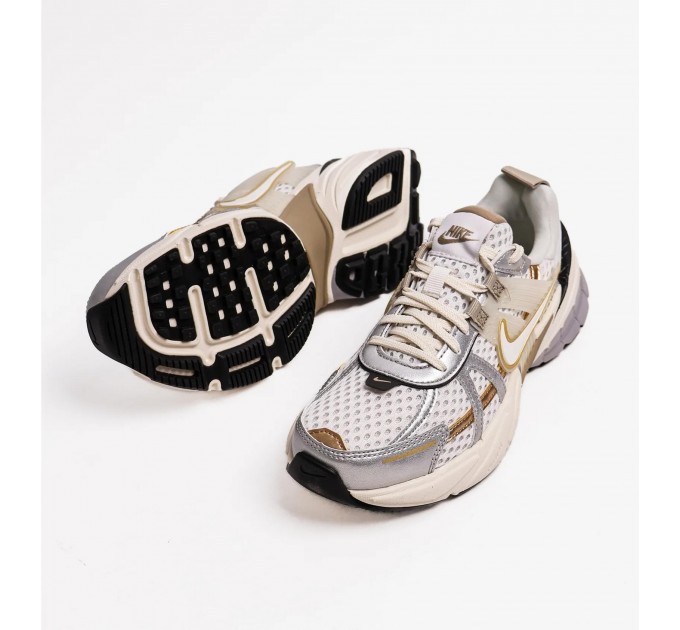 Кроссовки женские Nike V2k Run (HJ7245-100)