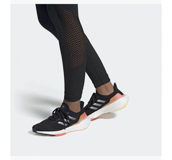 Кроссовки Adidas Ultraboost 22 GX8059