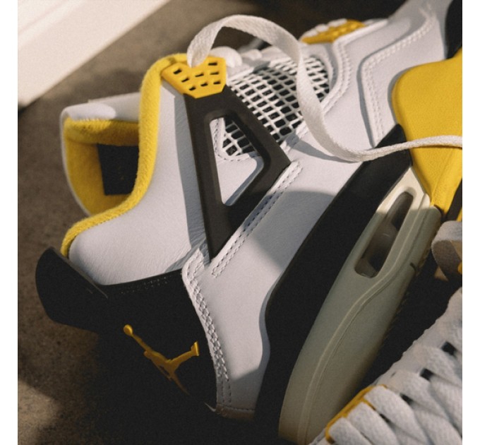 Кроссовки Jordan 4 Retro Vivid Sulfur (W) AQ9129-101