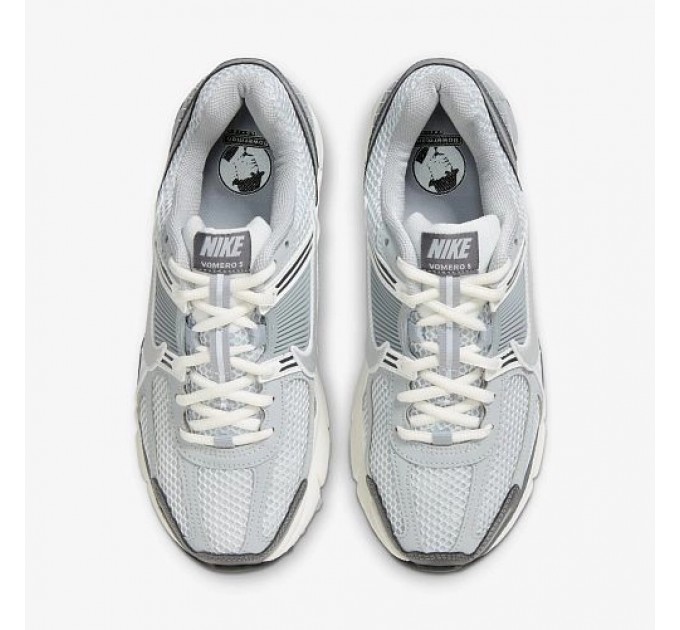 Кроссовки Nike Wmns Zoom Vomero 5 "Pure Platinum / Metallic Silver" FD9919-001