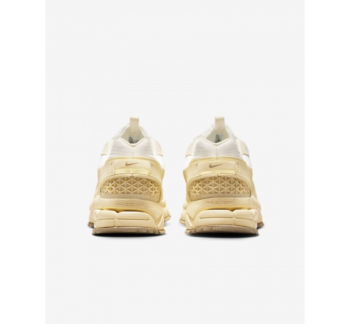 Кроссовки унисекс Nike Zoom Vomero Roam (FV2295-101)