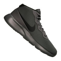 Nike Tanjun Chukka 002