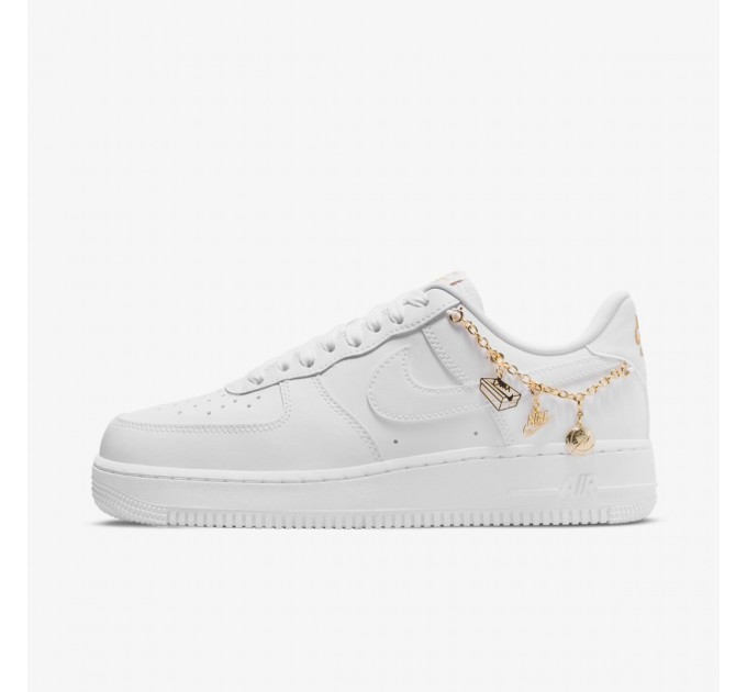 Кроссовки женские Nike Wmns Air Force 1 07 Lx (DD1525-100)
