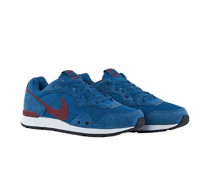 Кроссовки Nike Venture Runner