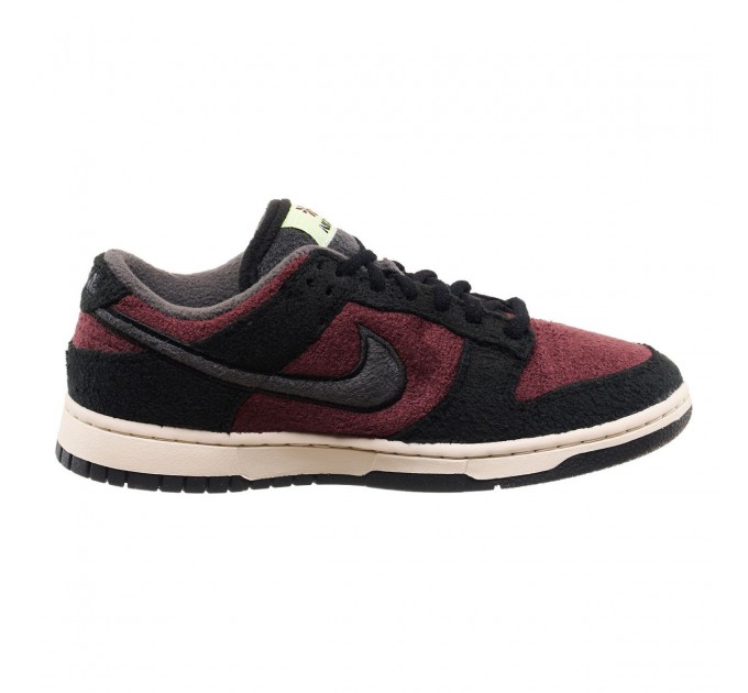 Кроссовки женские Nike Dunk Low "Fleece" (DQ7579-600)