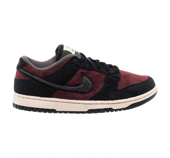 Кроссовки женские Nike Dunk Low "Fleece" (DQ7579-600)