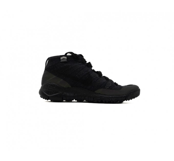 Кроссовки Nike Wmns Flyknit Trainer Chukka FSB Holographic 805093-001