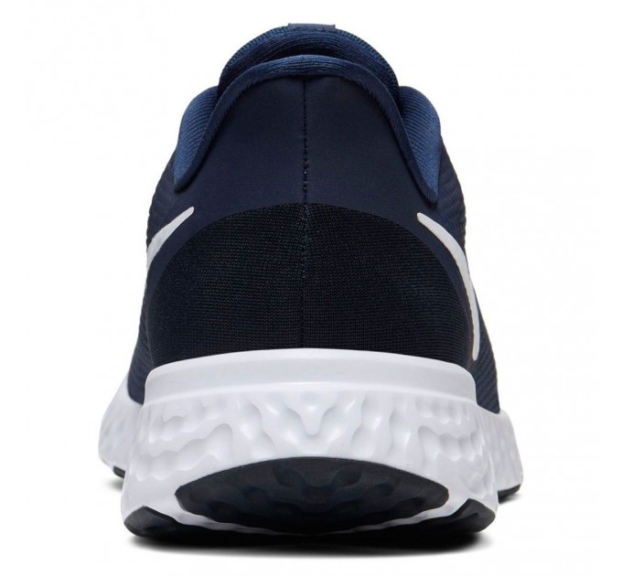 Кросівки Nike Revolution 5 400