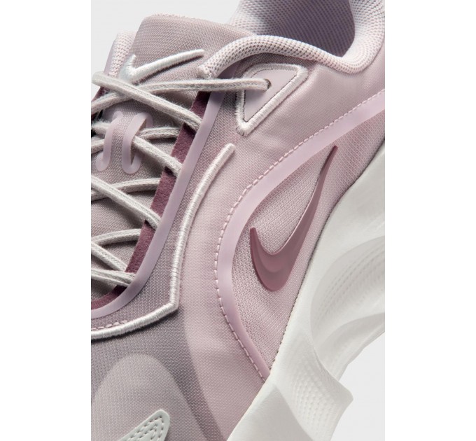 Кроссовки женские Nike Wmns Aura Edge (HQ7025-001)
