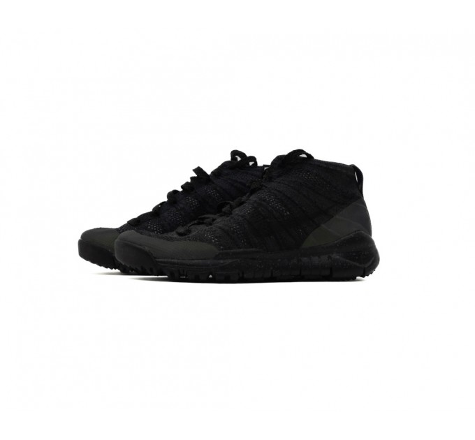 Кроссовки Nike Wmns Flyknit Trainer Chukka FSB Holographic 805093-001