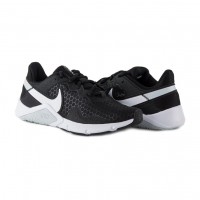 Кроссовки Nike W Legend Essential 2