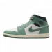 Кроссовки Wmns Air Jordan 1 Mid BQ6472-130