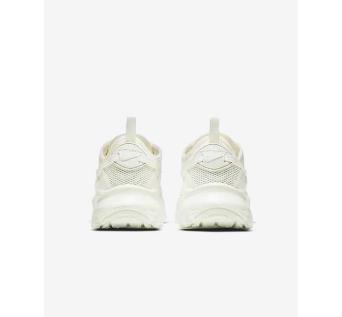Кросівки жіночі Nike Tc 7900 (DD9682-100)