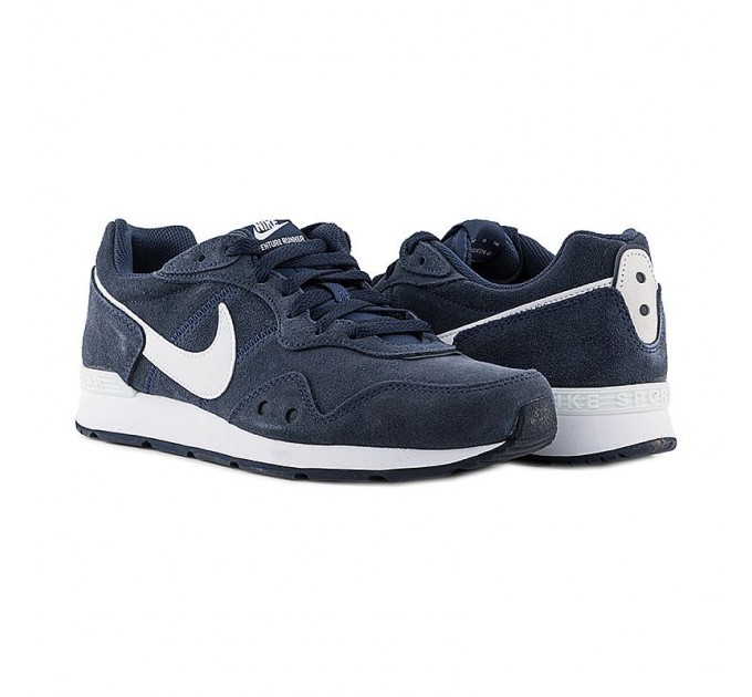 Кроссовки Nike Venture Runner Suede