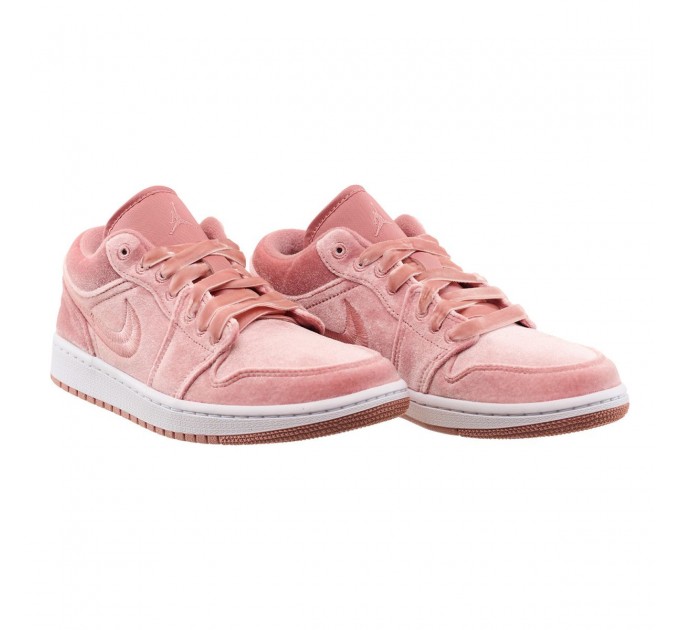 Кросівки Jordan Air 1 Low Se DQ8396-600