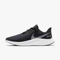 Кроссовки Nike Quest 3 Shield
