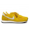 Кросівки Nike Air Vortex 700