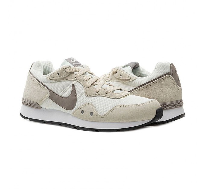 Кроссовки Nike Venture Runner