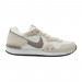 Кроссовки Nike Venture Runner