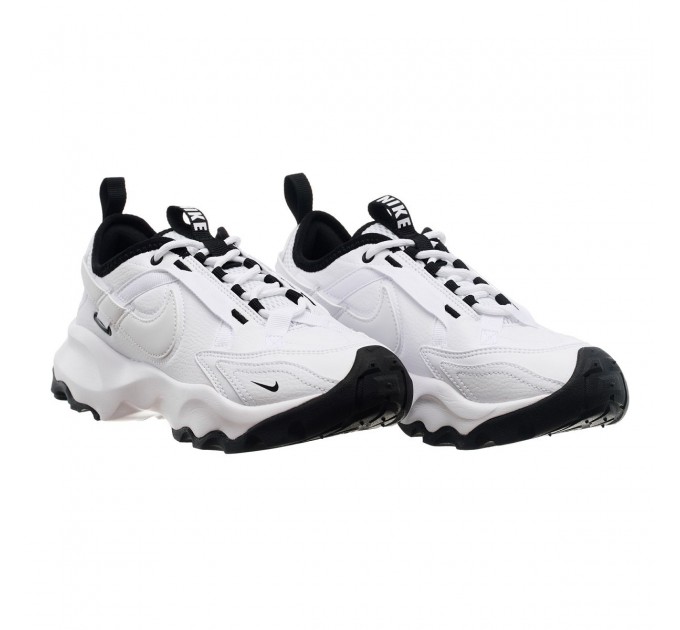 Кросівки Nike W Tc 7900 DR7851-100