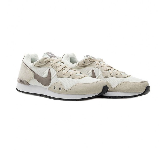 Кроссовки Nike Venture Runner