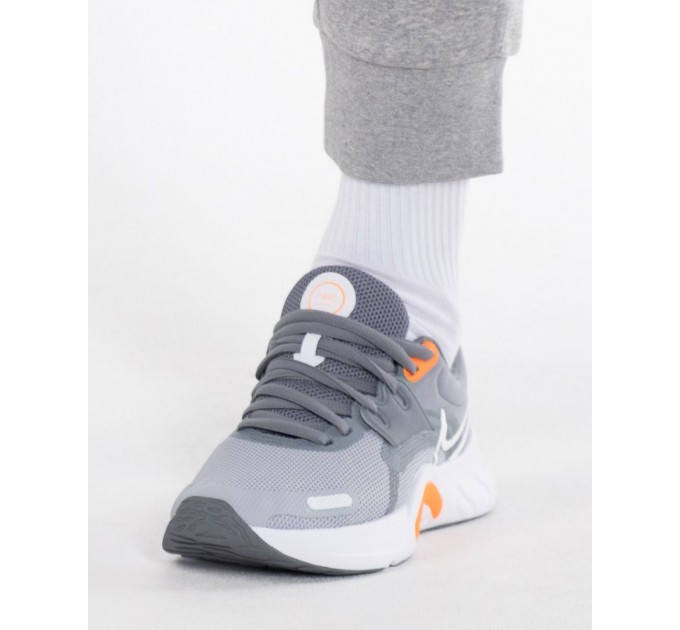 Кроссовки Nike Renew Retaliation 3