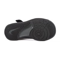 Кросівки Nike Omni Multi-Court DM9026-001