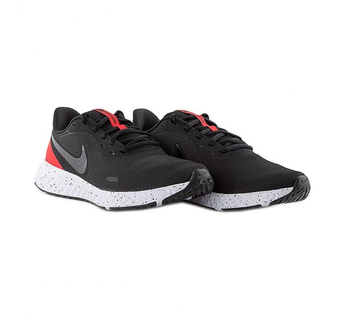 Кроссовки Nike Revolution 5
