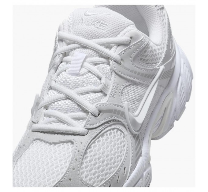 Кросівки жіночі Nike V5 Rnr White Black Metallic Silver (HQ7901-101)