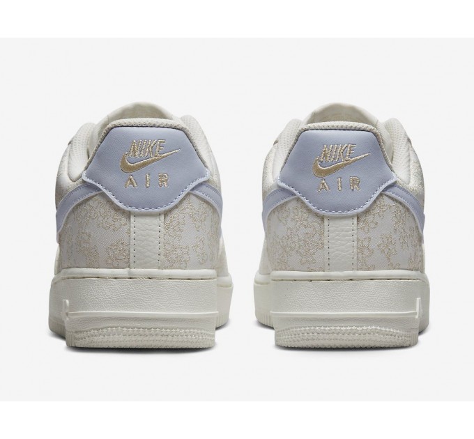 Кросівки жіночі Nike Women's Air Force 1 '07 Se (DR6402-900)