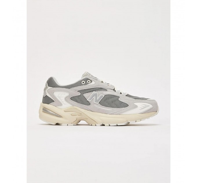 Кросівки чоловічі New Balance Grey Running Shoes Sneakers (ML725AA)