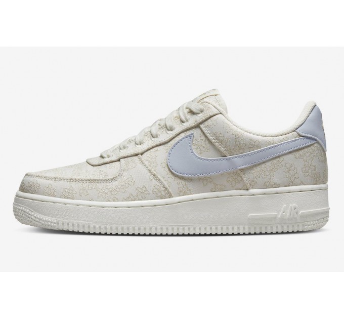 Кросівки жіночі Nike Women's Air Force 1 '07 Se (DR6402-900)