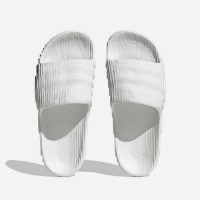 Тапочки унисекс Adidas Originals Adilette 22 (HQ4672)