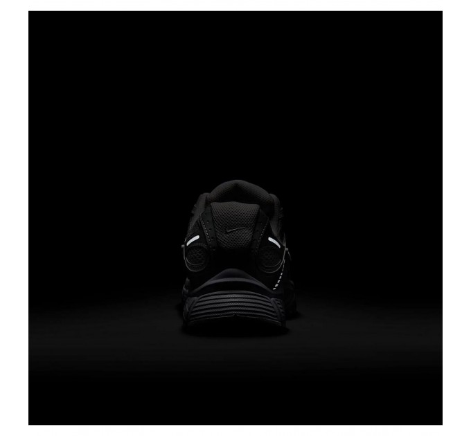 Кроссовки женские Nike V5 Rnr White Black Metallic Silver (HQ7901-101)