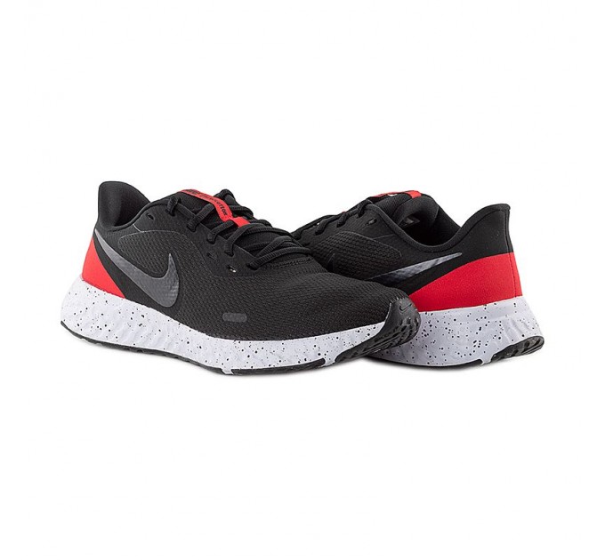 Кроссовки Nike Revolution 5