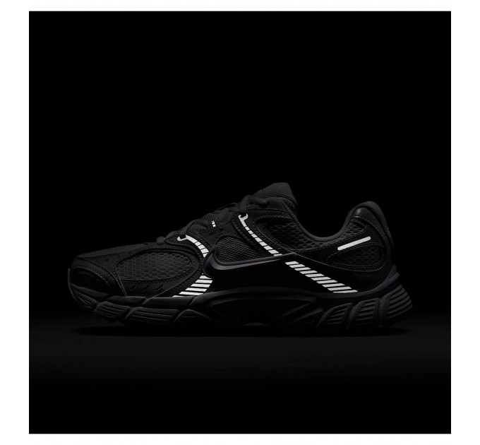 Кросівки жіночі Nike V5 Rnr White Black Metallic Silver (HQ7901-101)