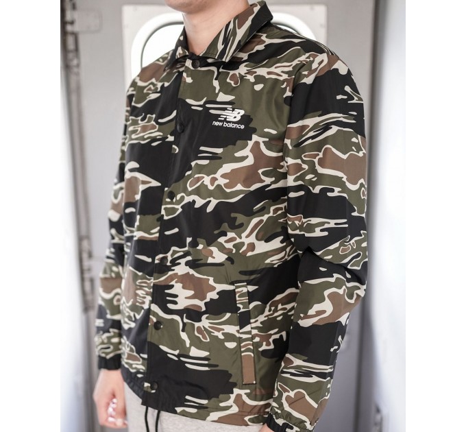 Ветровка New Balance NB CLASSIC CAMO COACHES