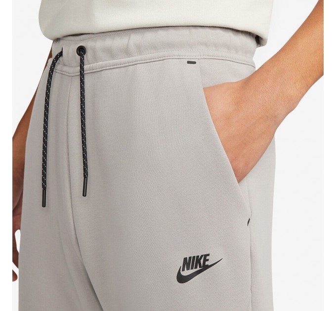 Брюки чоловічі Nike Sportswear Tech Fleece Joggers (DV0538-016)