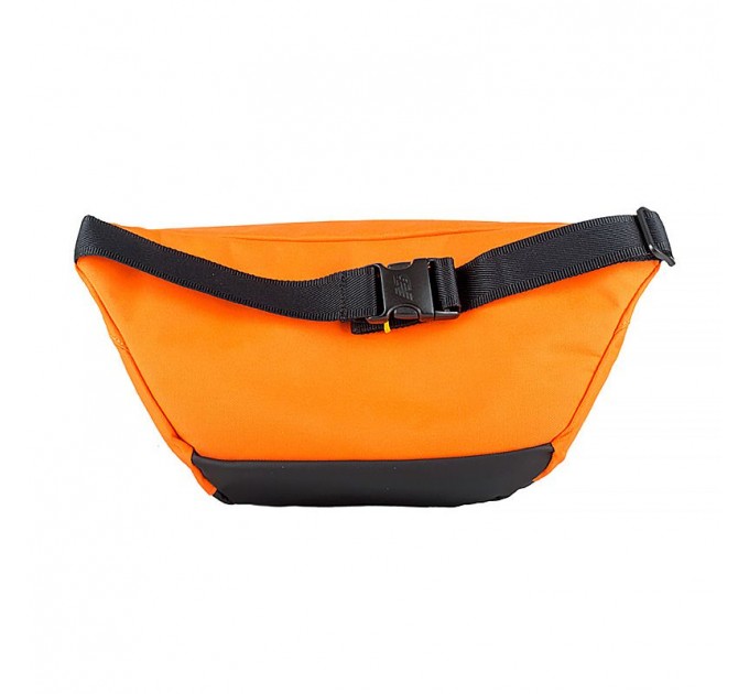 Сумка на пояс New Balance Urban Oversize Bum Bag LAB13156VIB