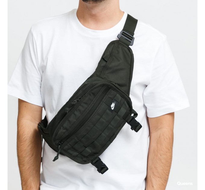 Сумка на пояс Nike Sportswear RPM