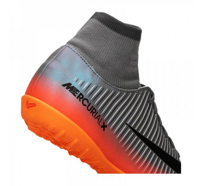 Nike JR Mercurial Victory VI CR7 DF TF 001