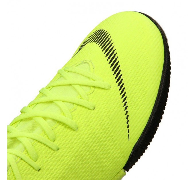 Nike SuperflyX 6 Academy IC 701