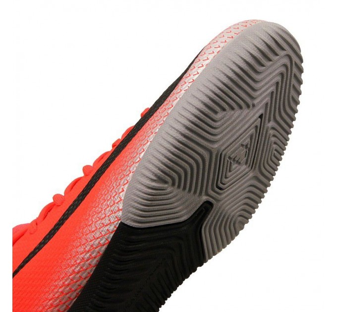 Nike Superfly 6 Academy CR7 IC 600