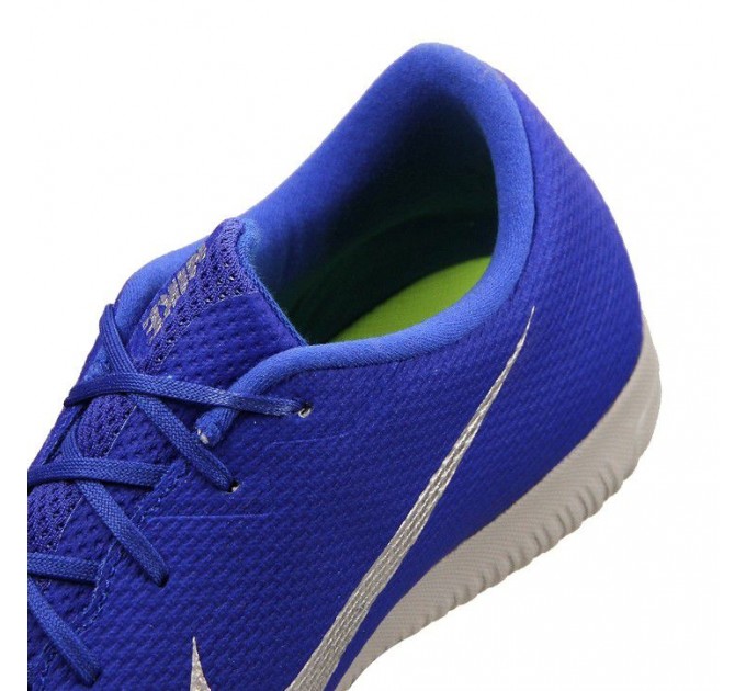 Nike VaporX 12 Academy IC 400