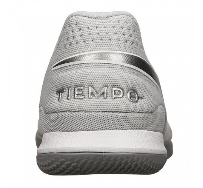 Nike Legend 8 Academy IC 100 колір: білий