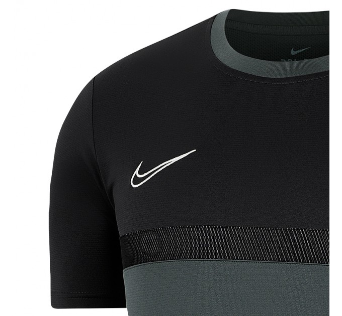 Тренувальна футболка Nike Academy Pro Top SS t-shirt 073
